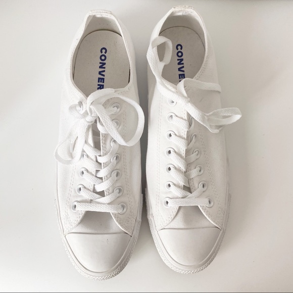 converse chuck taylor triple white